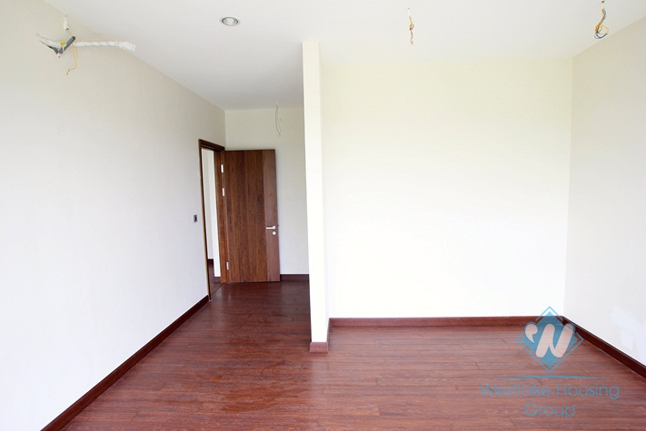 Brand new villa for rent in Ciputra, large garden & great view